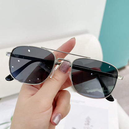 FASHIONABLE AND SIMPLE SQUARE METAL SUNGLASSES