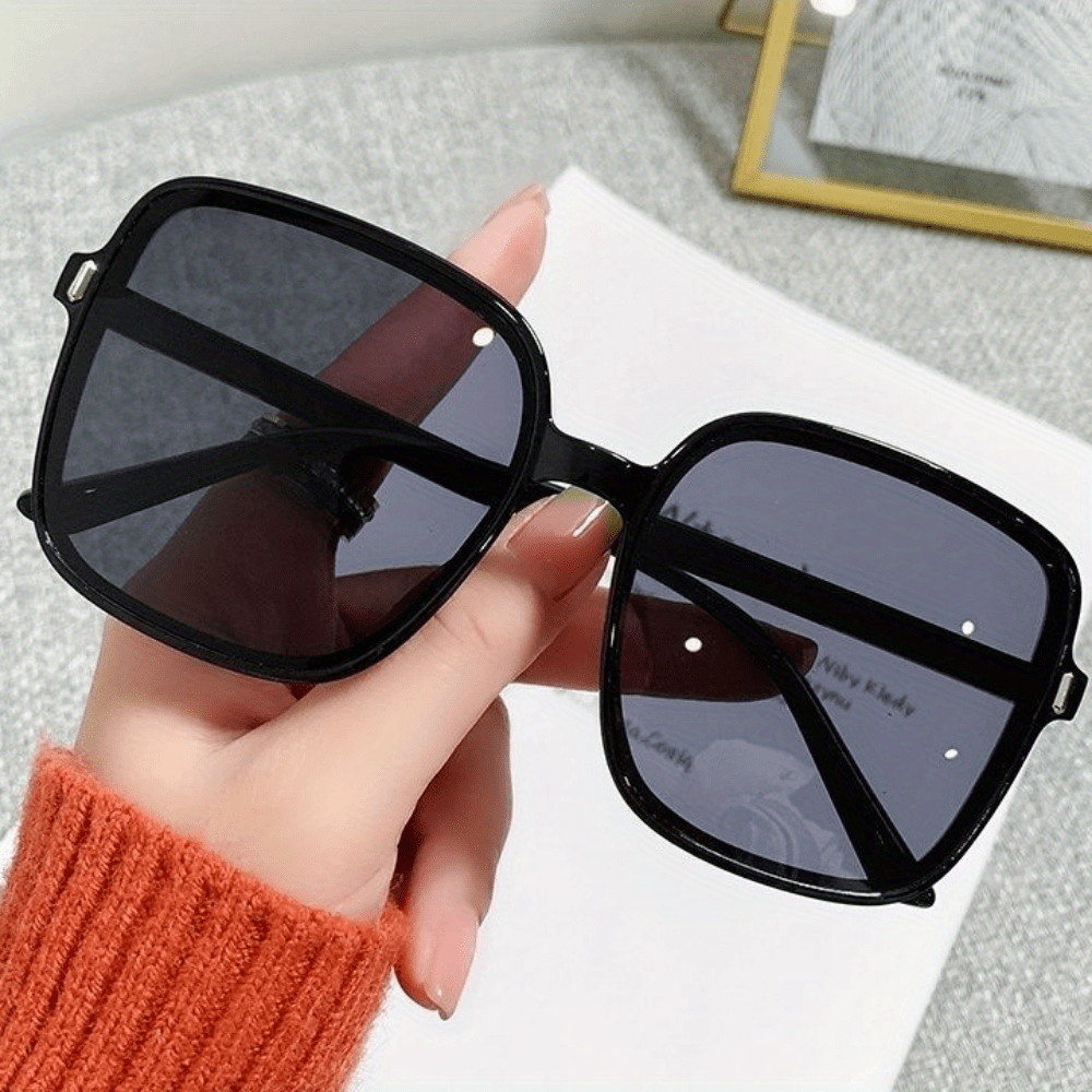 STYLISH & CLASSIC OVERSIZED SQUARE SUNGLASSES