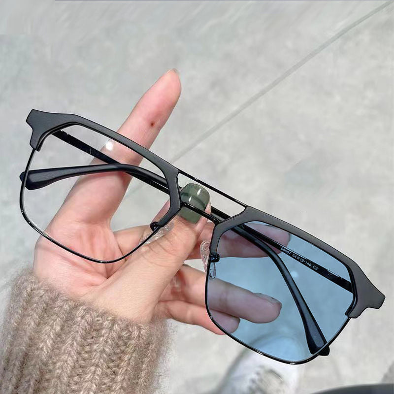 OPTIGEMS 2024 New fashionable retro half-rim color-changing glasses.