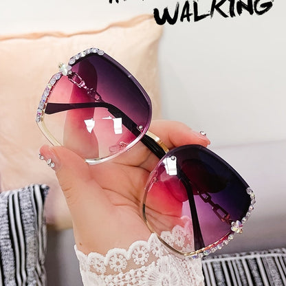 RHINESTONE DECOR RIMLESS FASHION SUNGLASSES